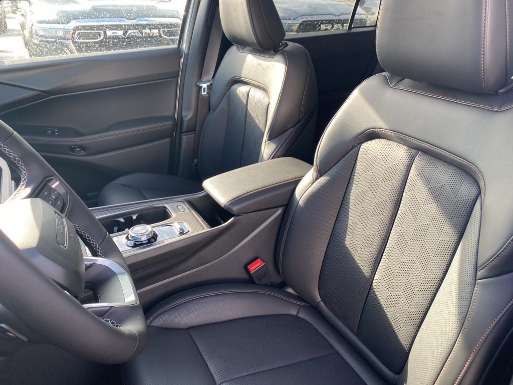 2026 Jeep Cherokee Overland