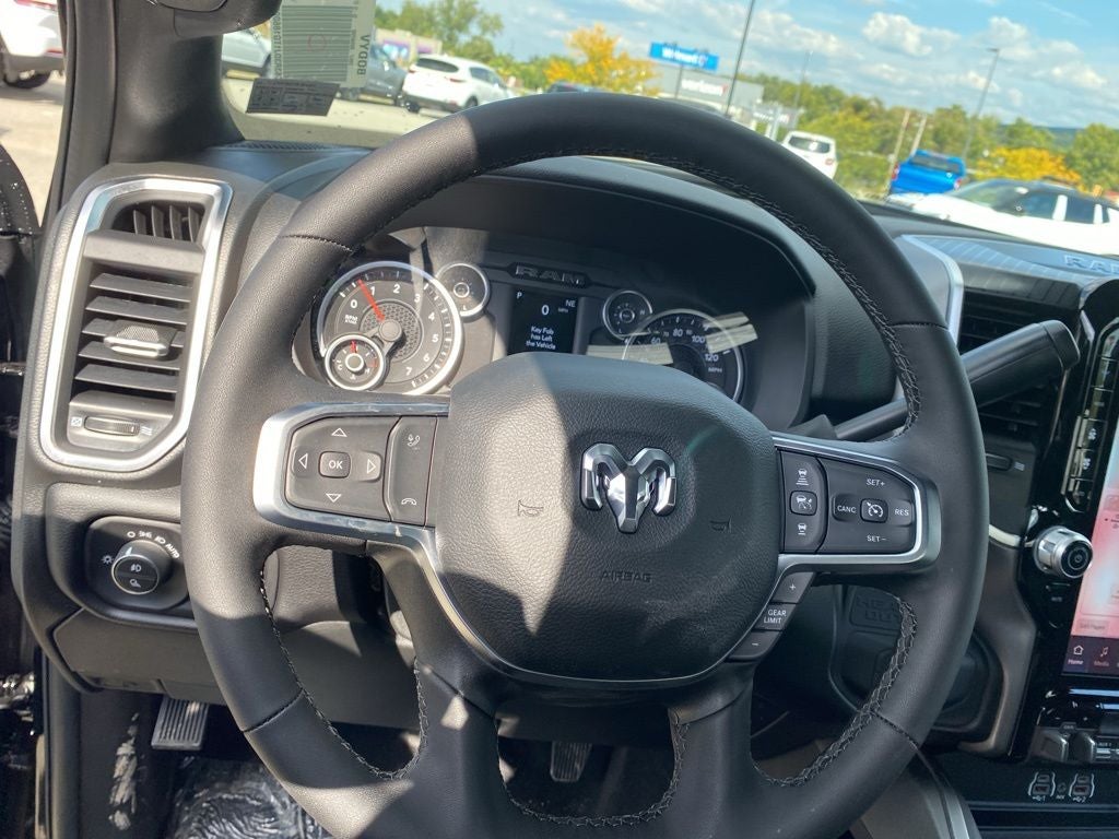 2026 RAM 3500 RAM 3500 BIG HORN CREW CAB 4X4 6'4' BOX