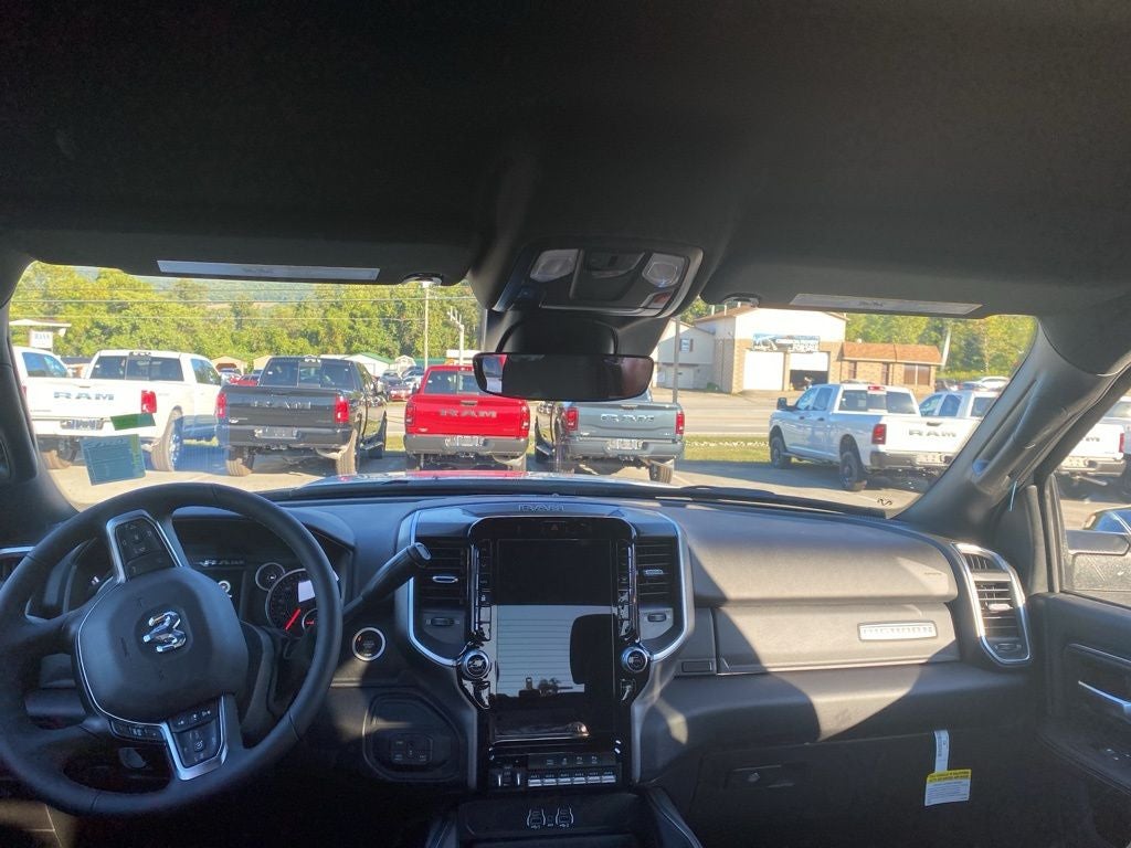 2026 RAM 3500 RAM 3500 BIG HORN CREW CAB 4X4 6'4' BOX