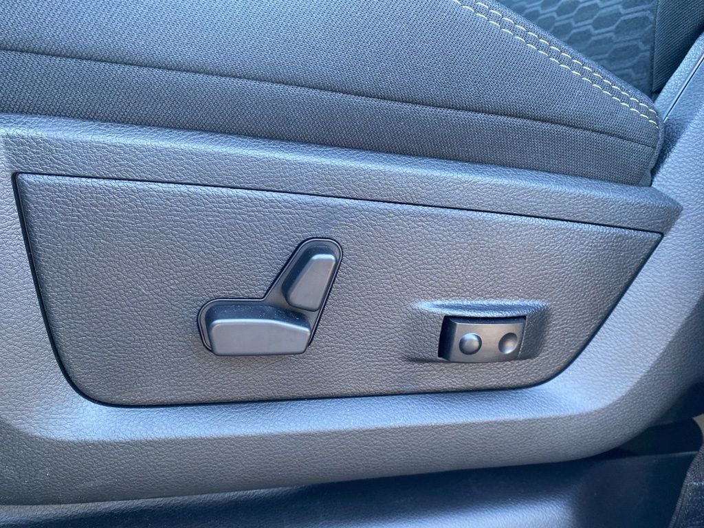 2026 RAM 3500 RAM 3500 BIG HORN CREW CAB 4X4 6'4' BOX