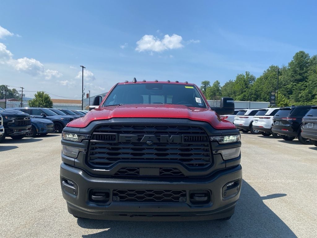 2025 RAM 2500 RAM 2500 TRADESMAN CREW CAB 4X4 6'4' BOX