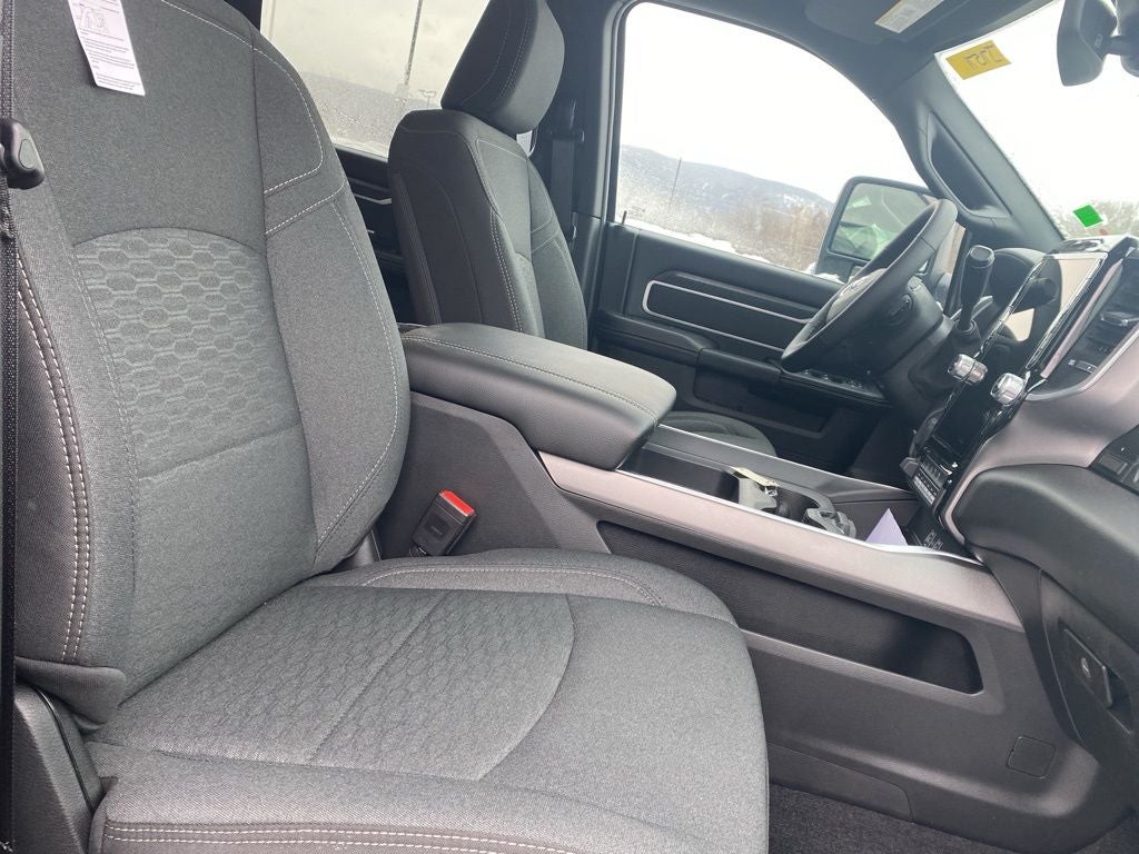 2026 RAM 2500 RAM 2500 BIG HORN CREW CAB 4X4 6'4' BOX