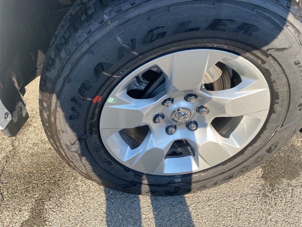 2026 RAM 1500 RAM 1500 BIG HORN CREW CAB 4X4 5'7' BOX