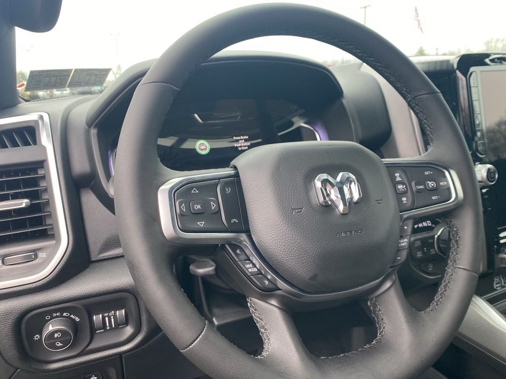 2026 RAM 1500 RAM 1500 BIG HORN CREW CAB 4X4 5'7' BOX