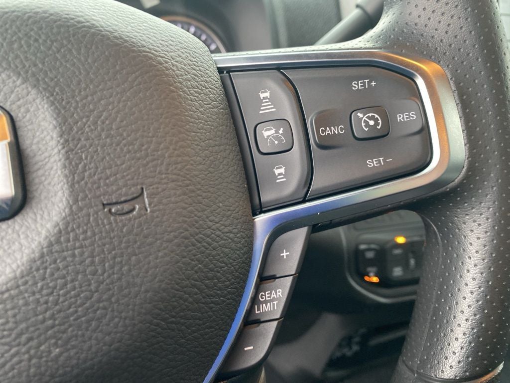 2026 RAM 2500 RAM 2500 TRADESMAN CREW CAB 4X4 6'4' BOX