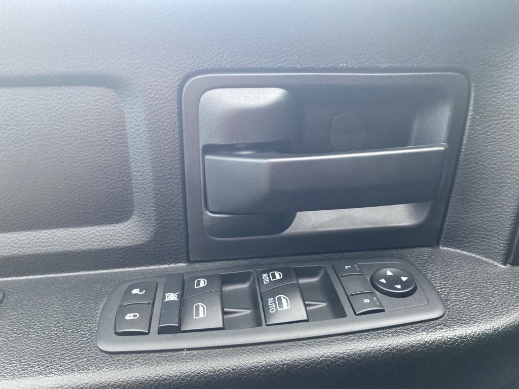 2020 RAM 2500 Tradesman Crew Cab 4x4 6'4' Box