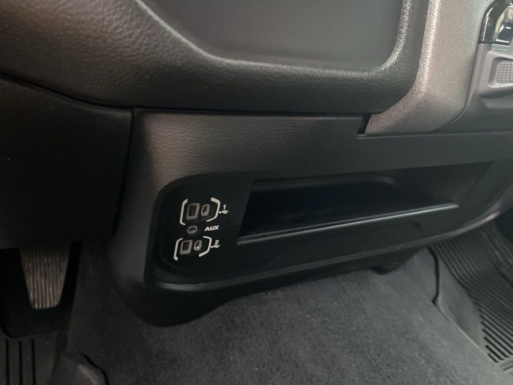 2020 RAM 2500 Tradesman Crew Cab 4x4 6'4' Box