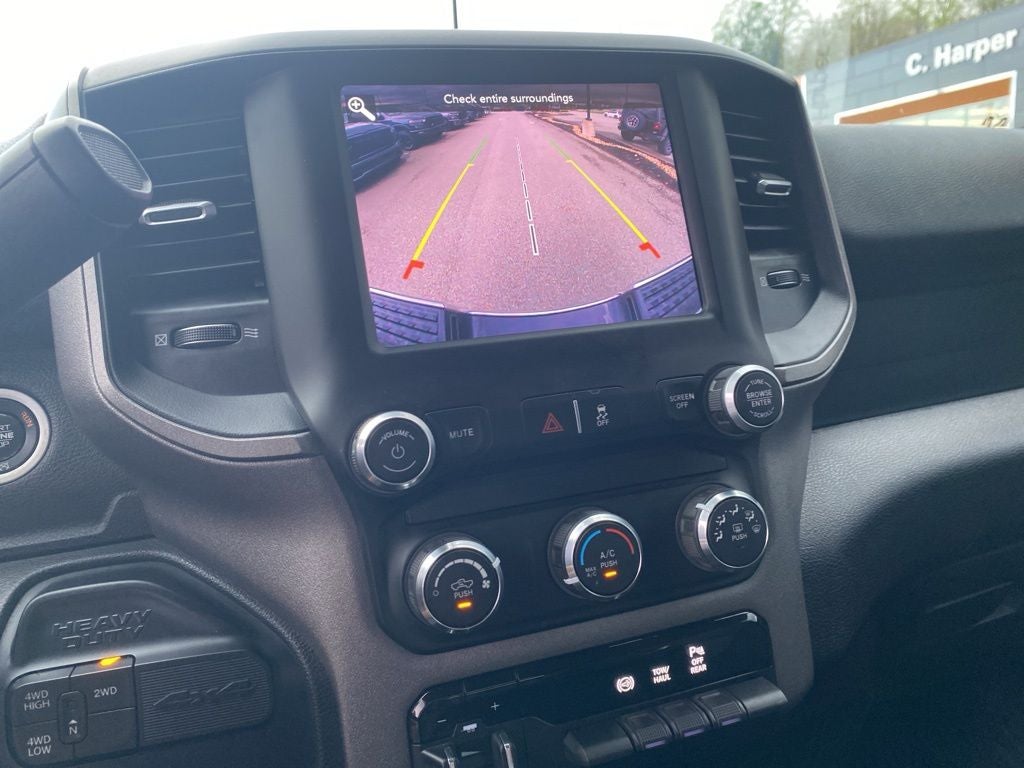 2020 RAM 2500 Tradesman Crew Cab 4x4 6'4' Box