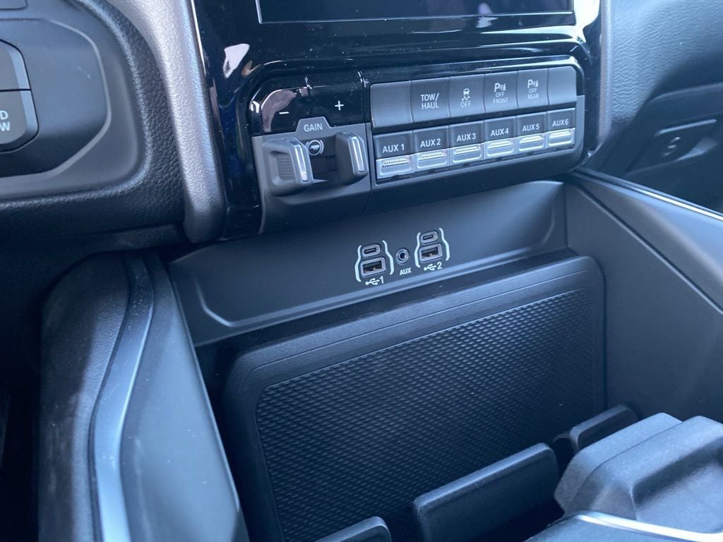 2026 RAM 2500 RAM 2500 BIG HORN CREW CAB 4X4 6'4' BOX