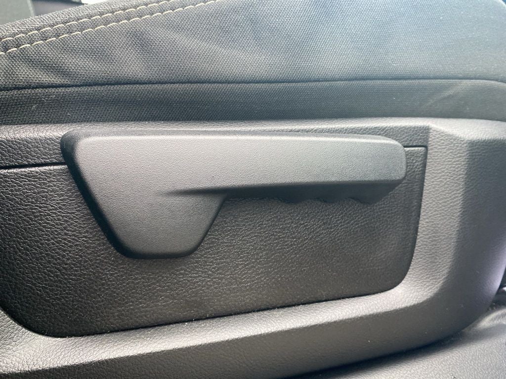 2020 RAM 2500 Big Horn Crew Cab 4X4 6'4' Box