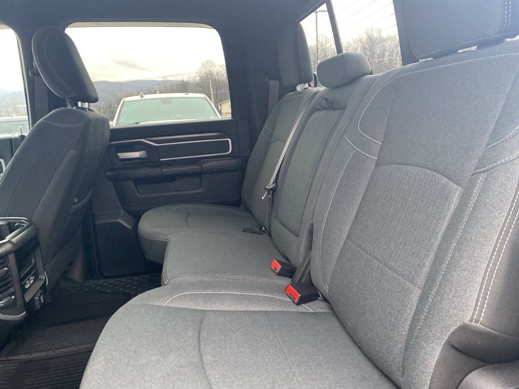 2020 RAM 2500 Big Horn Crew Cab 4X4 6'4' Box