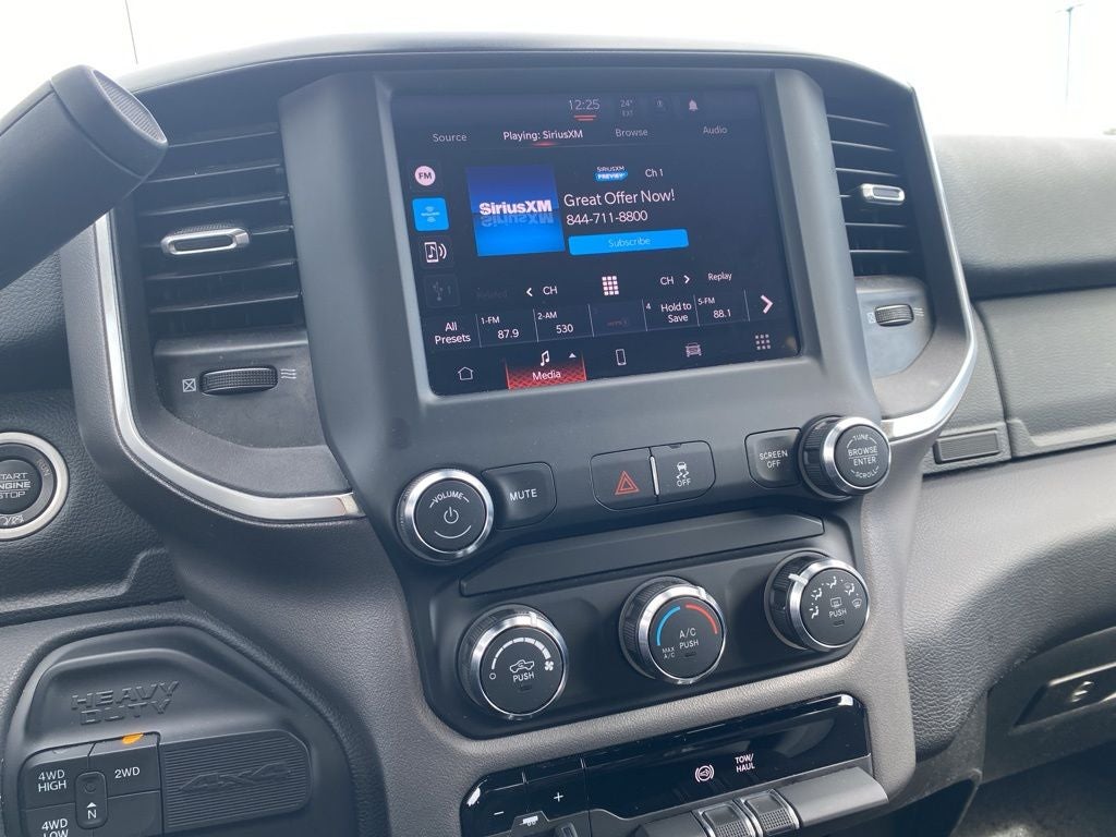 2024 RAM 2500 Big Horn Crew Cab 4x4 6'4' Box