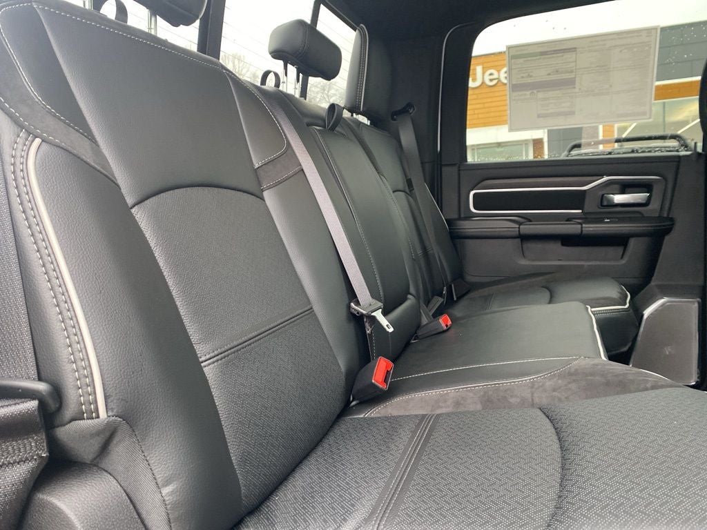 2026 RAM 2500 RAM 2500 LARAMIE CREW CAB 4X4 6'4' BOX