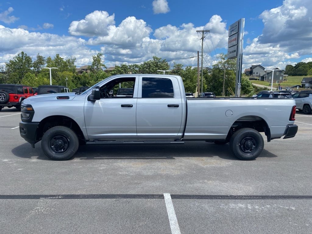 2026 RAM 2500 RAM 2500 TRADESMAN CREW CAB 4X4 8' BOX