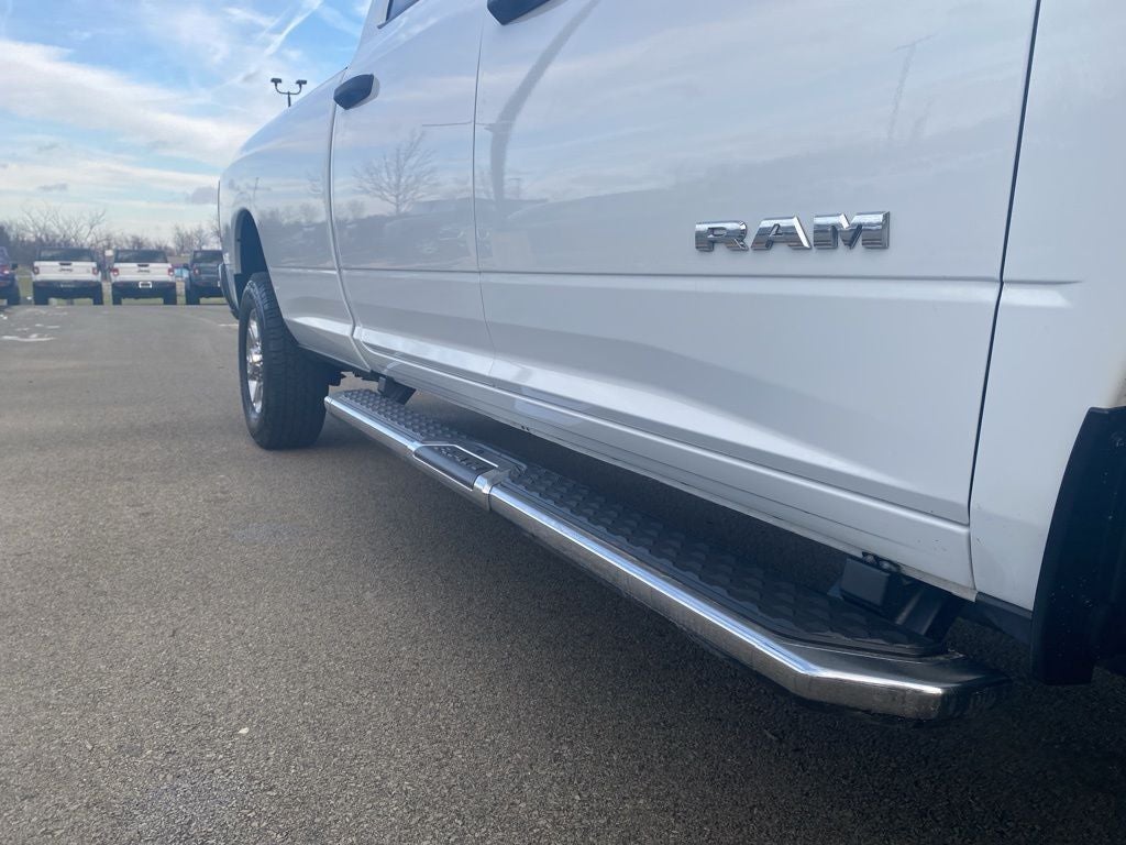 2024 RAM 2500 Big Horn Crew Cab 4x4 8' Box