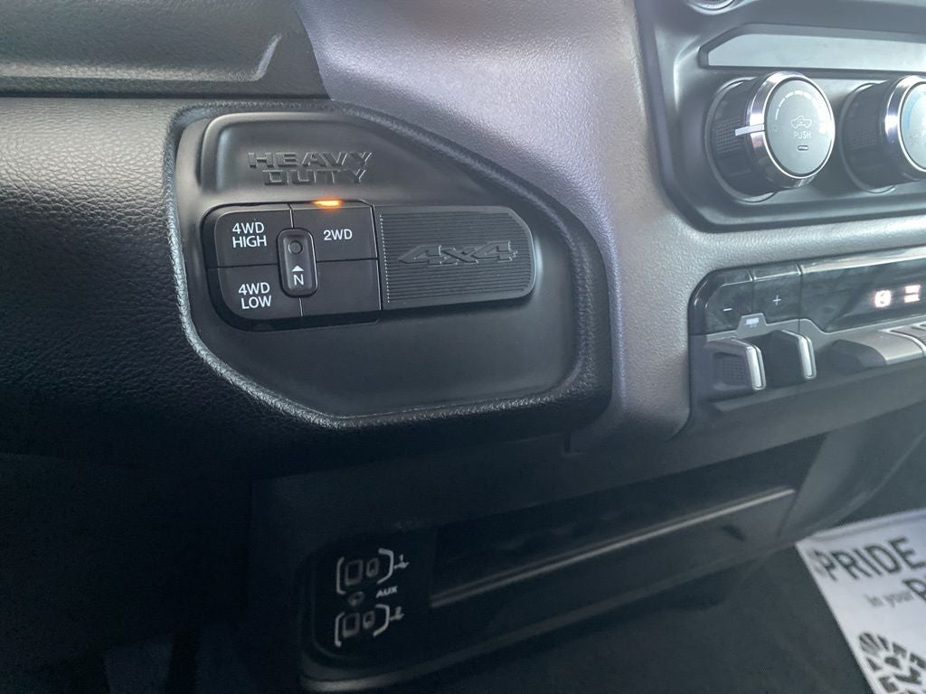 2024 RAM 2500 Big Horn Crew Cab 4x4 8' Box