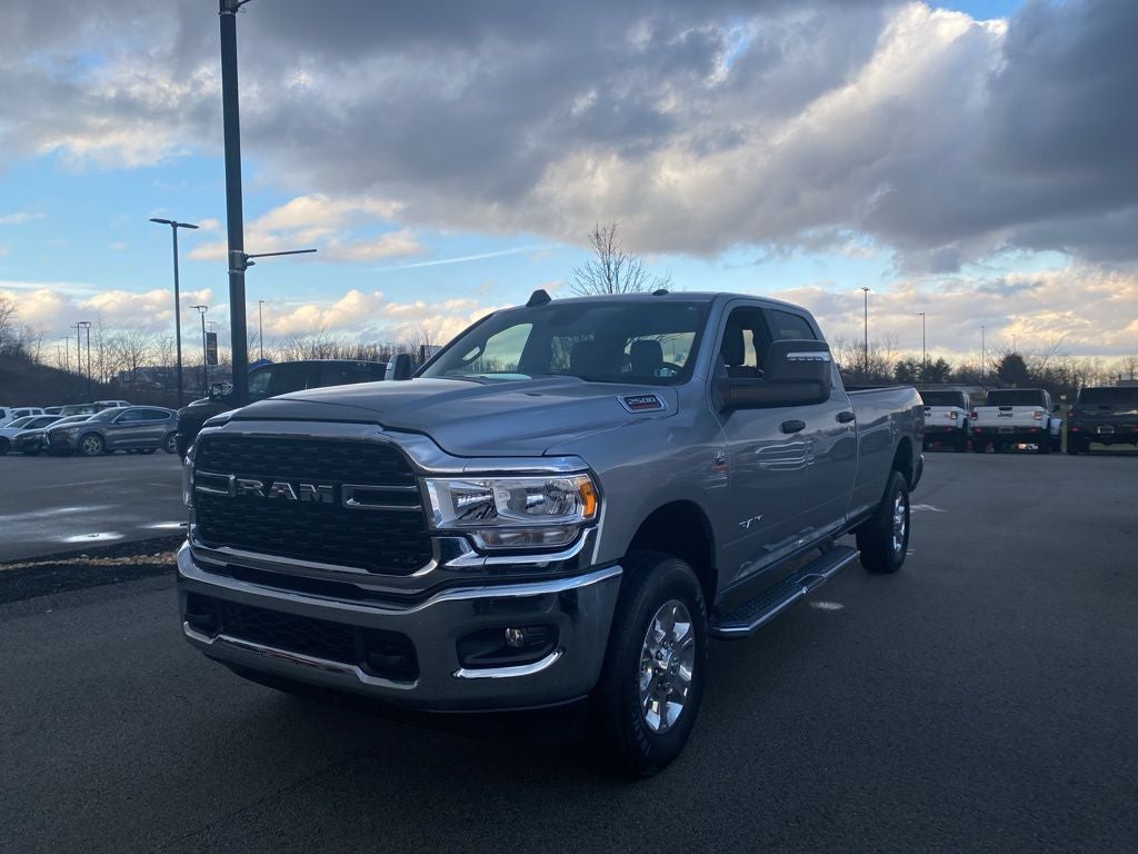 2024 RAM 2500 Big Horn Crew Cab 4x4 8' Box