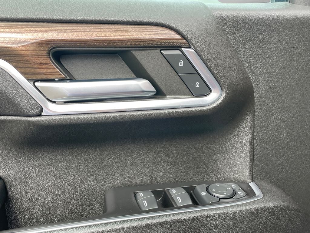 2023 Chevrolet Silverado 1500 LT LT1