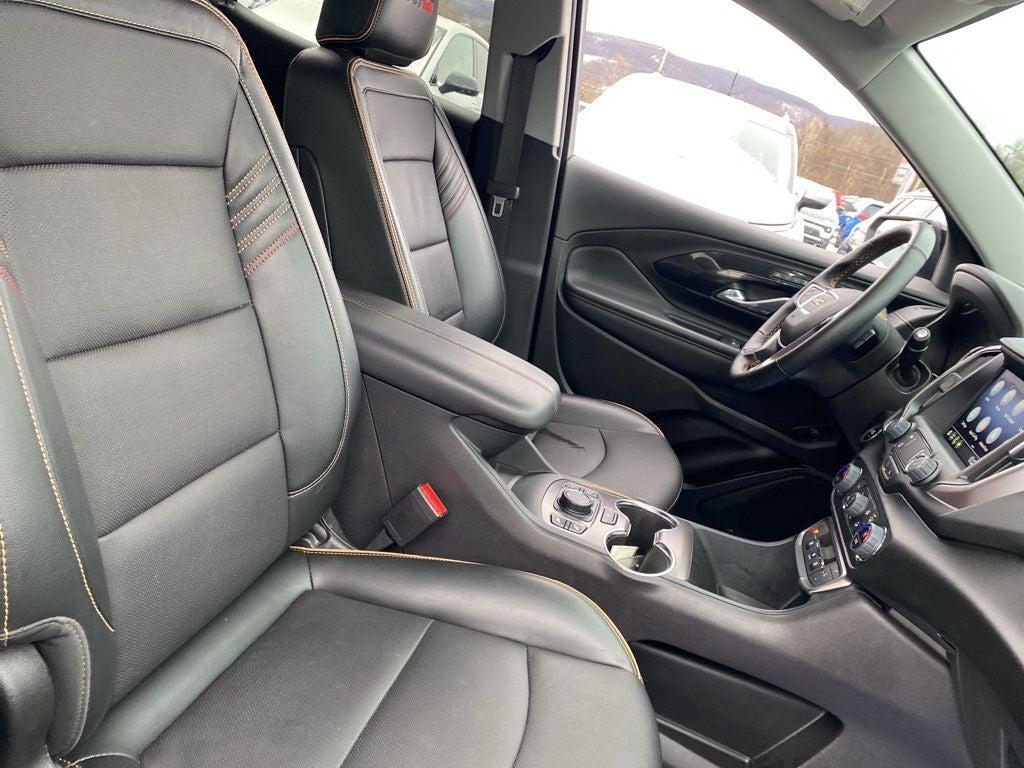 2024 GMC Terrain AWD AT4
