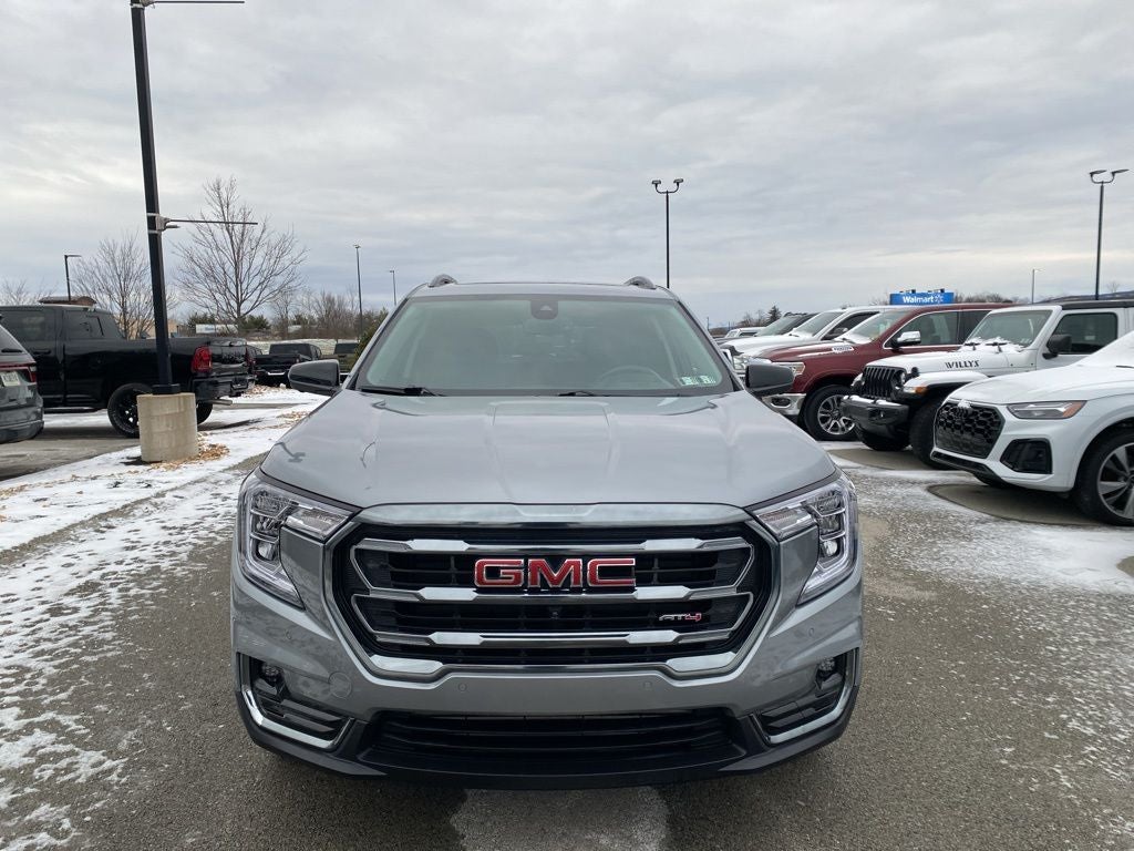 2024 GMC Terrain AWD AT4