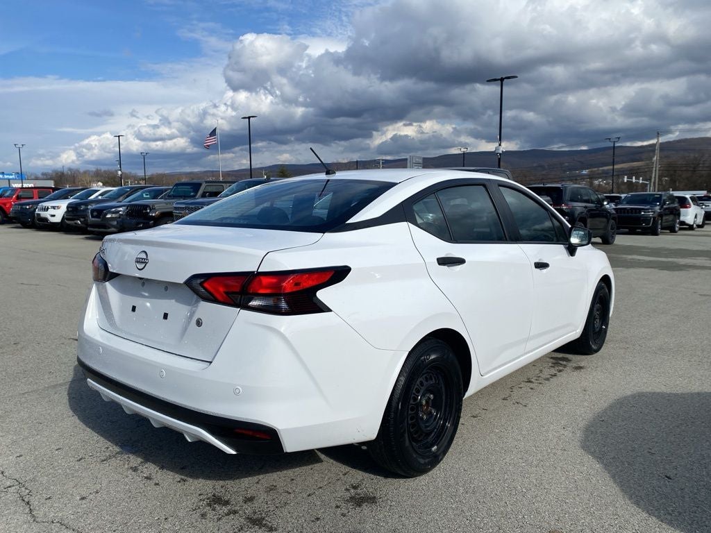 2024 Nissan Versa 1.6 S