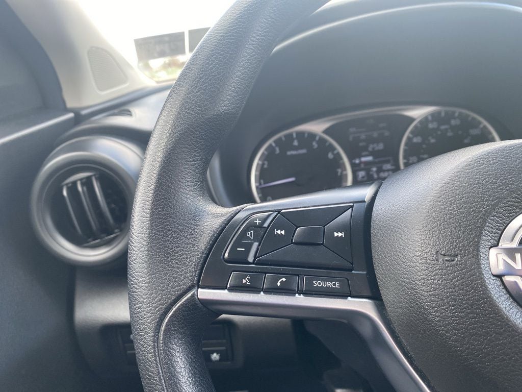 2022 Nissan Kicks S Xtronic CVT