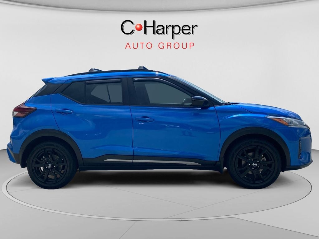 2021 Nissan Kicks SR