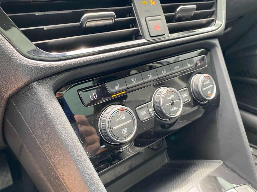 2022 Volkswagen Taos 1.5T SEL