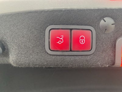 2018 Mercedes-Benz C-Class 4MATIC®