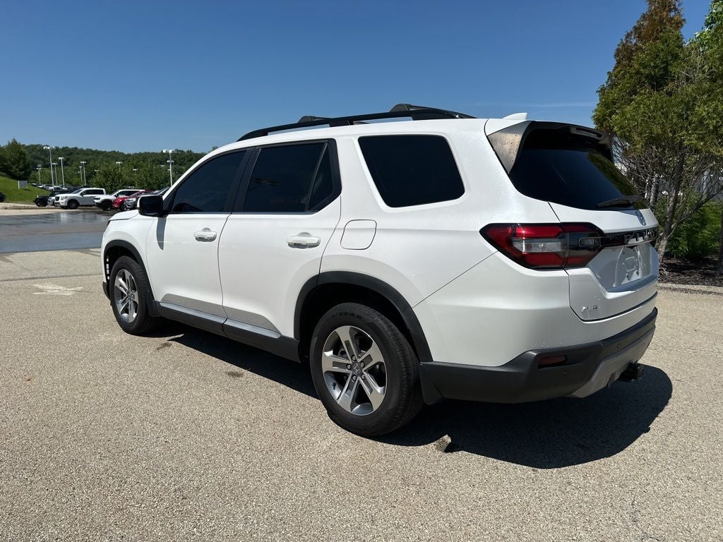 2023 Honda Pilot EX-L 8 Passenger