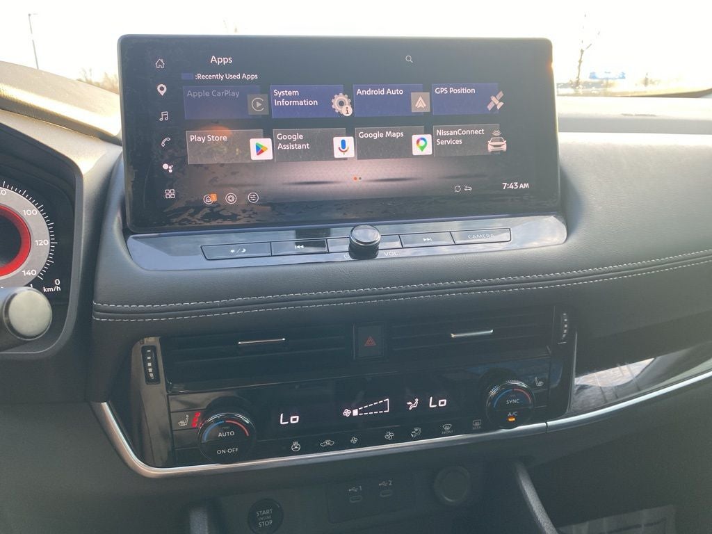 2024 Nissan Rogue SL