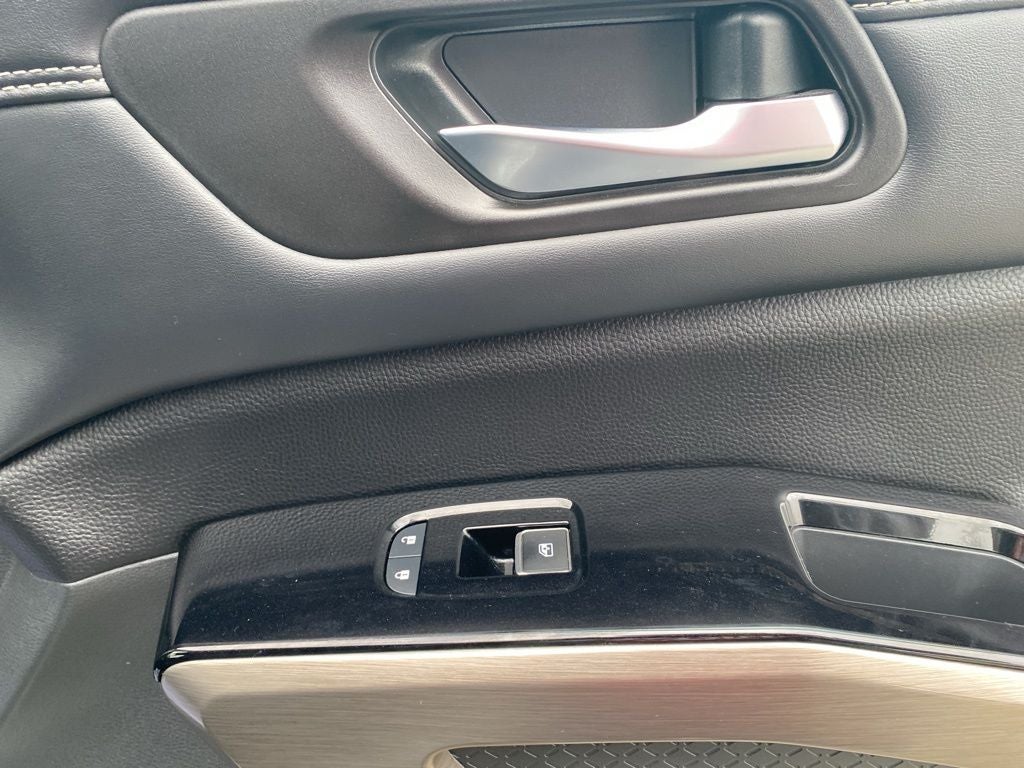 2022 Nissan Pathfinder Platinum 4WD