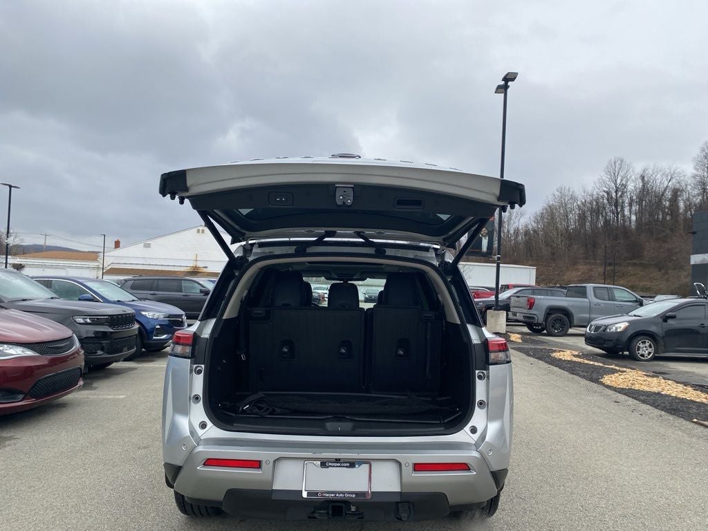 2022 Nissan Pathfinder Platinum 4WD