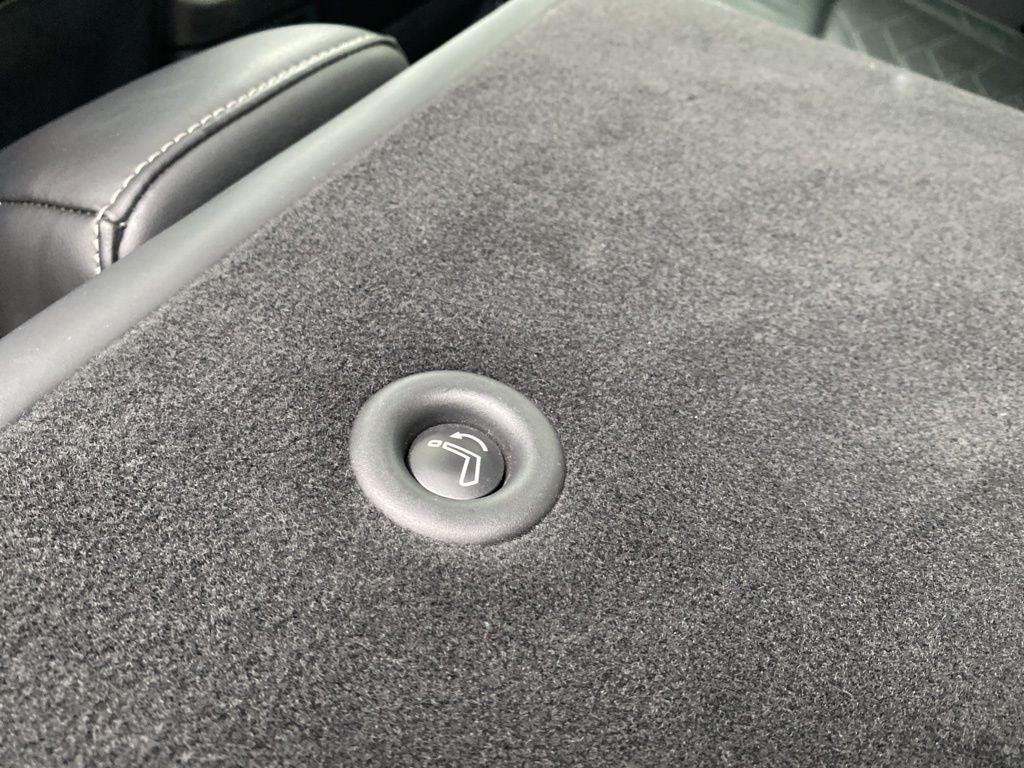 2022 Nissan Pathfinder Platinum 4WD