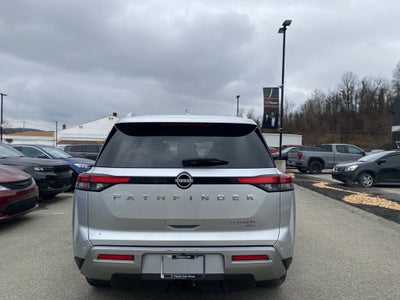 2022 Nissan Pathfinder Platinum 4WD