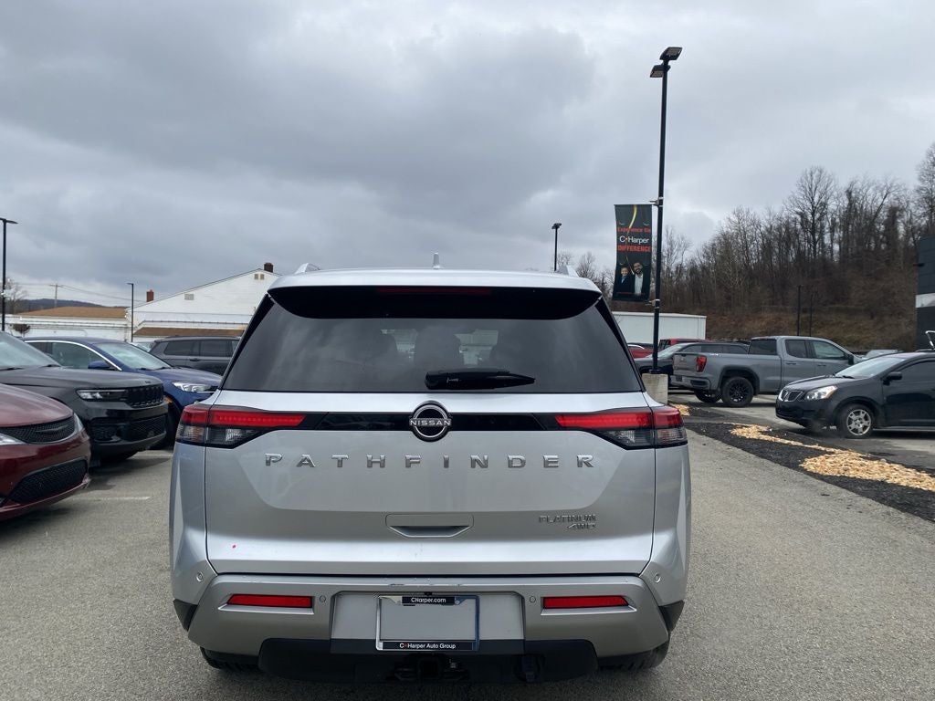 2022 Nissan Pathfinder Platinum 4WD