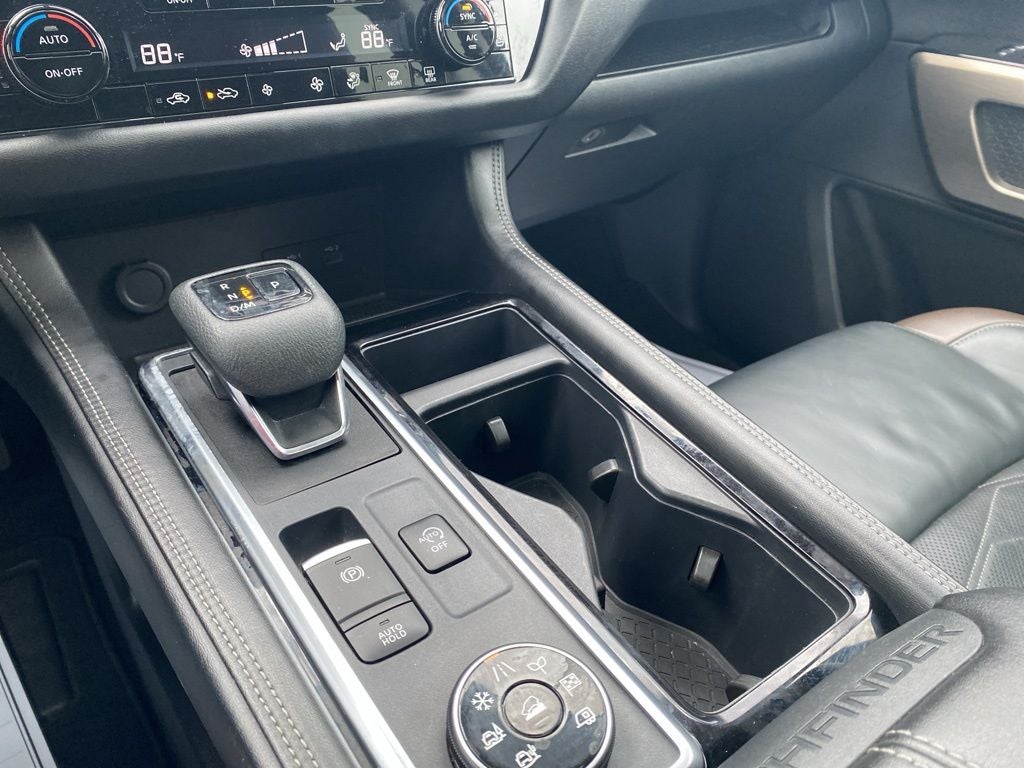 2022 Nissan Pathfinder Platinum 4WD