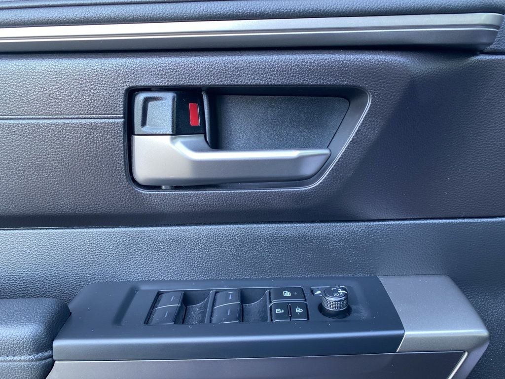 2026 Toyota Tundra SR5 CrewMax 5.5' Bed