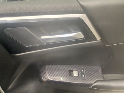 2022 Mitsubishi Outlander Base