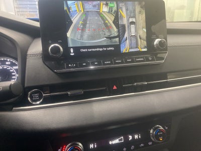 2022 Mitsubishi Outlander Base