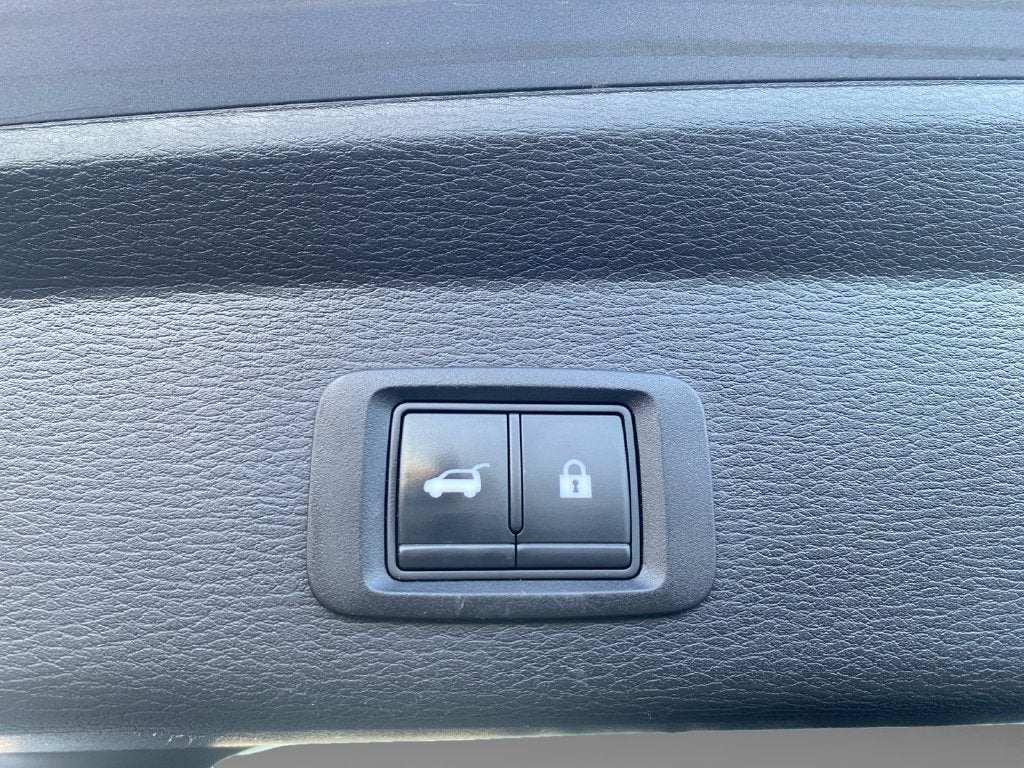 2022 Mitsubishi Outlander Black Edition