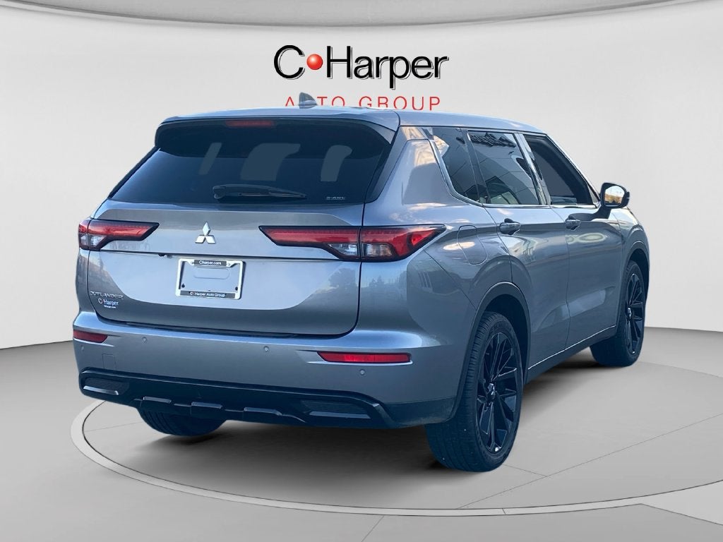 2022 Mitsubishi Outlander Black Edition