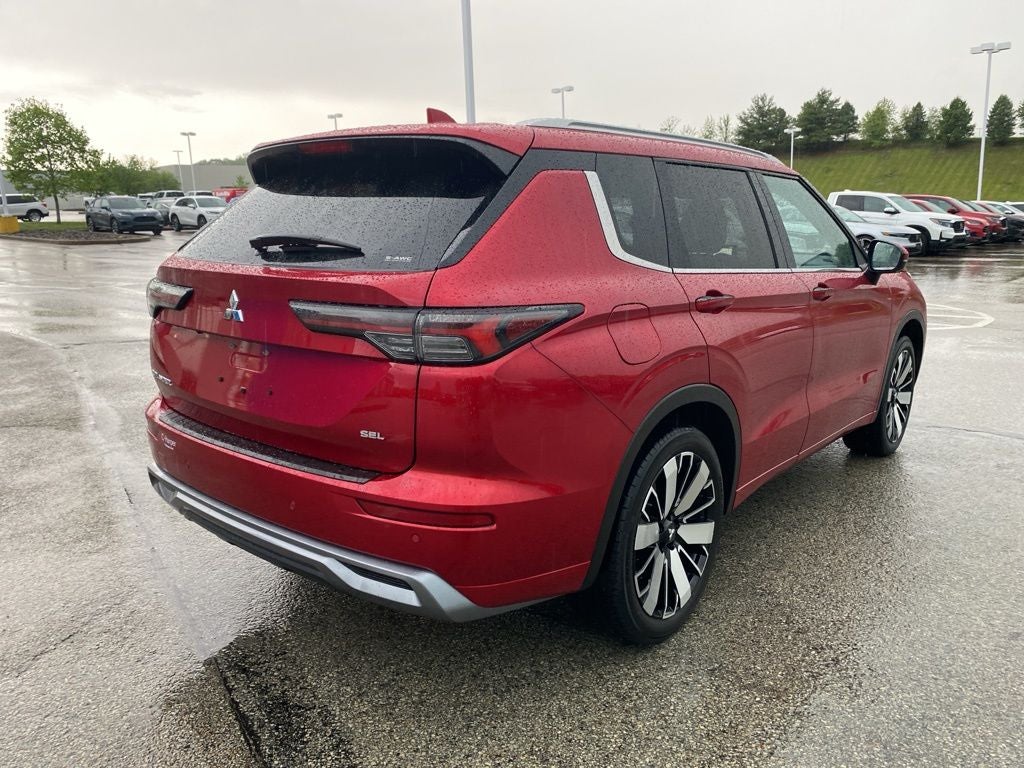 2025 Mitsubishi Outlander SEL