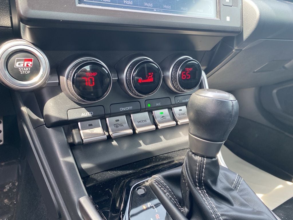 2024 Toyota GR86 Premium