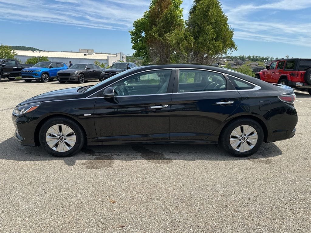2019 Hyundai Sonata Hybrid SE