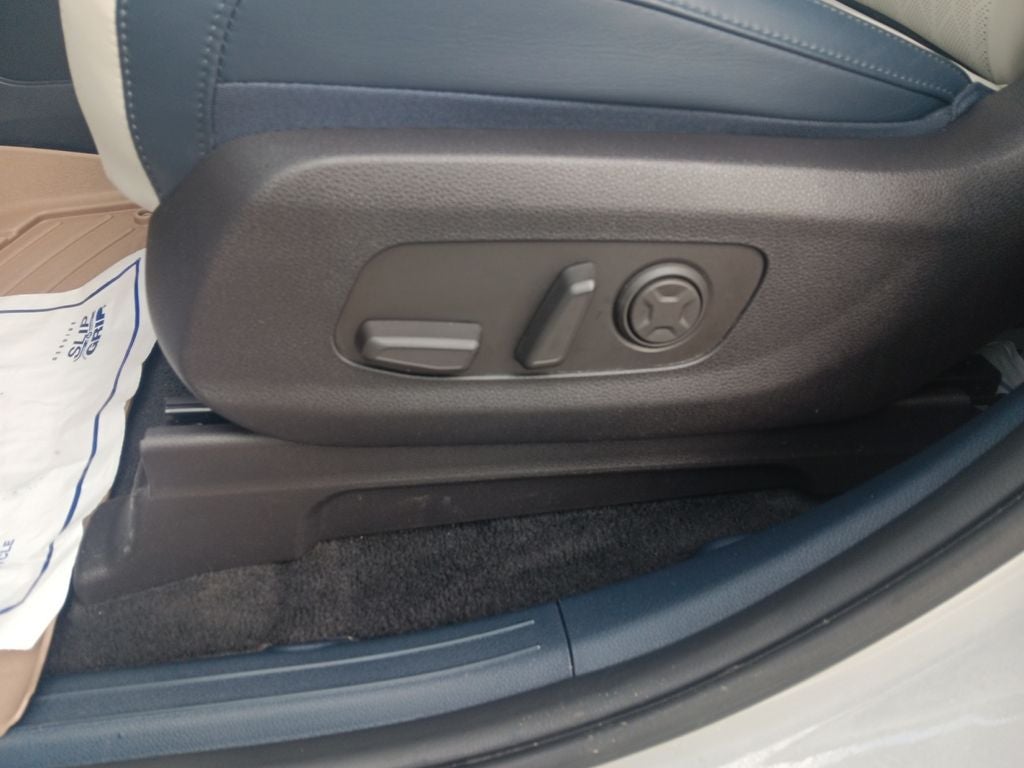 2025 Kia Carnival Hybrid EX