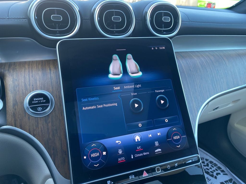 2024 Mercedes-Benz GLC 4MATIC® SUV