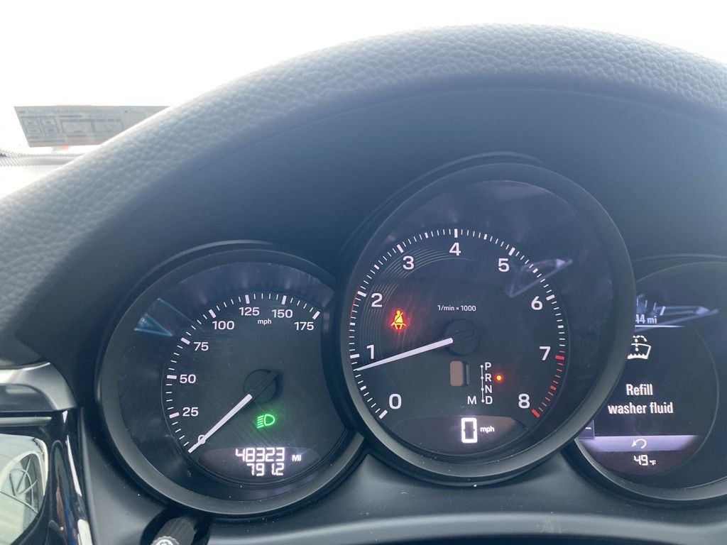 2022 Porsche Macan Base