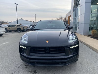 2022 Porsche Macan Base