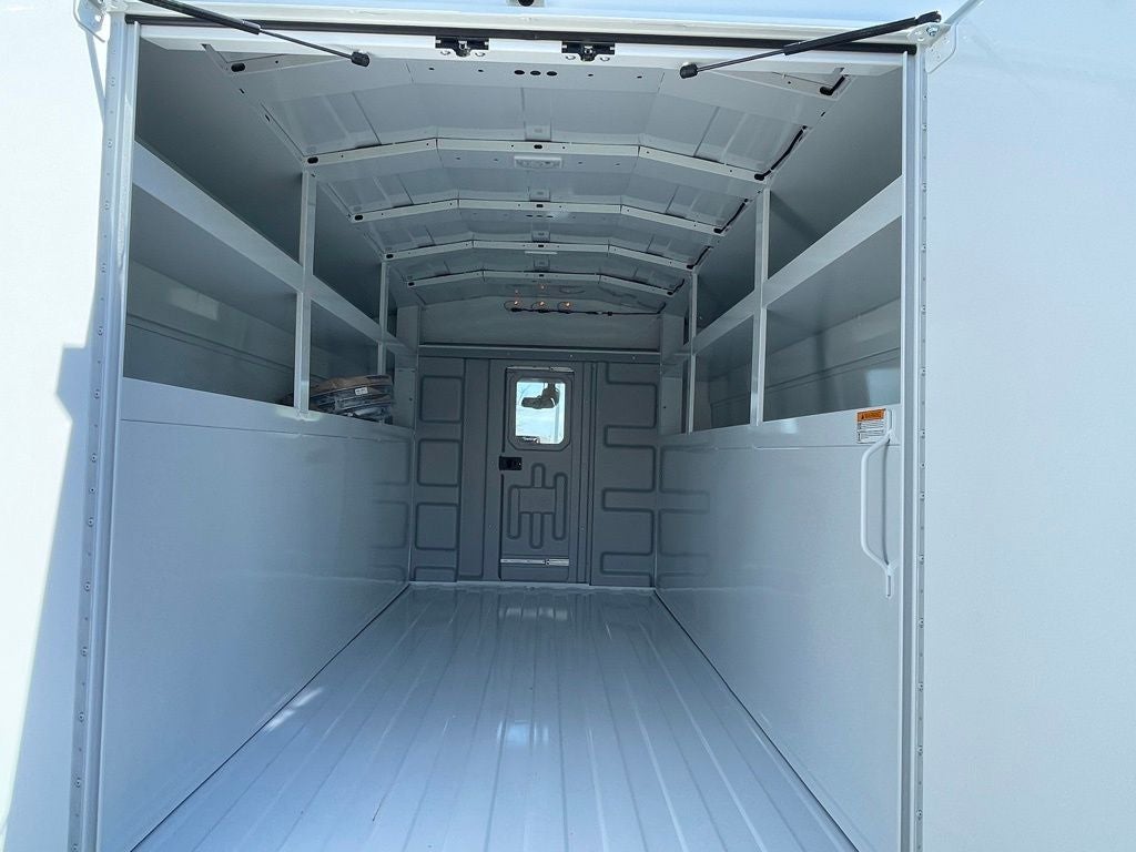 2026 Ford E-350SD Base Cutaway